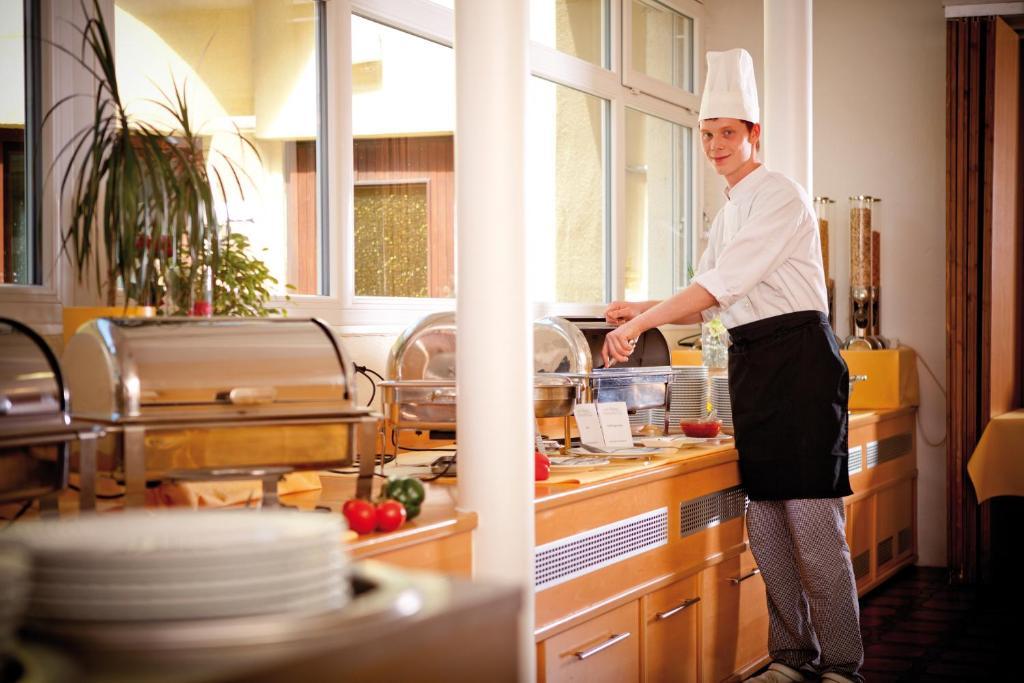 Hotel Restaurant Florianihof Mattersburg Exterior photo